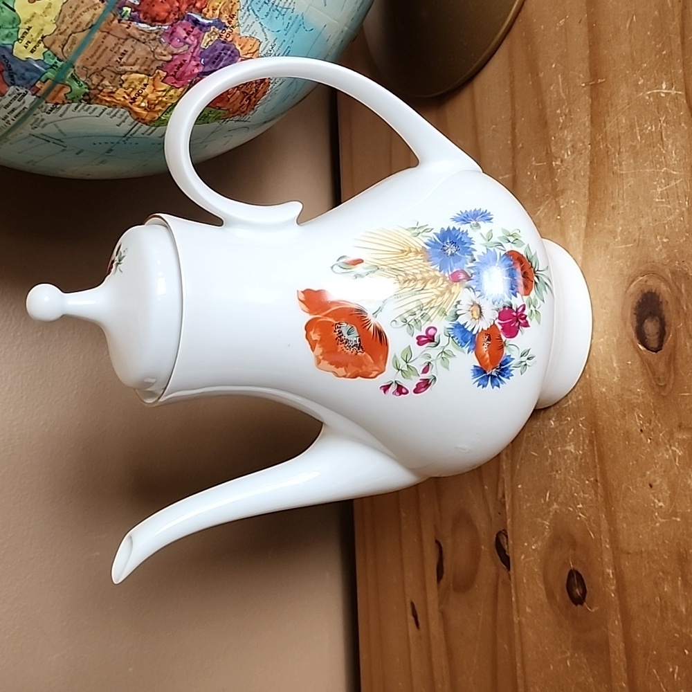 Vintage KAHLA Floral Porcelain Coffee Set - Picture 2 of 16